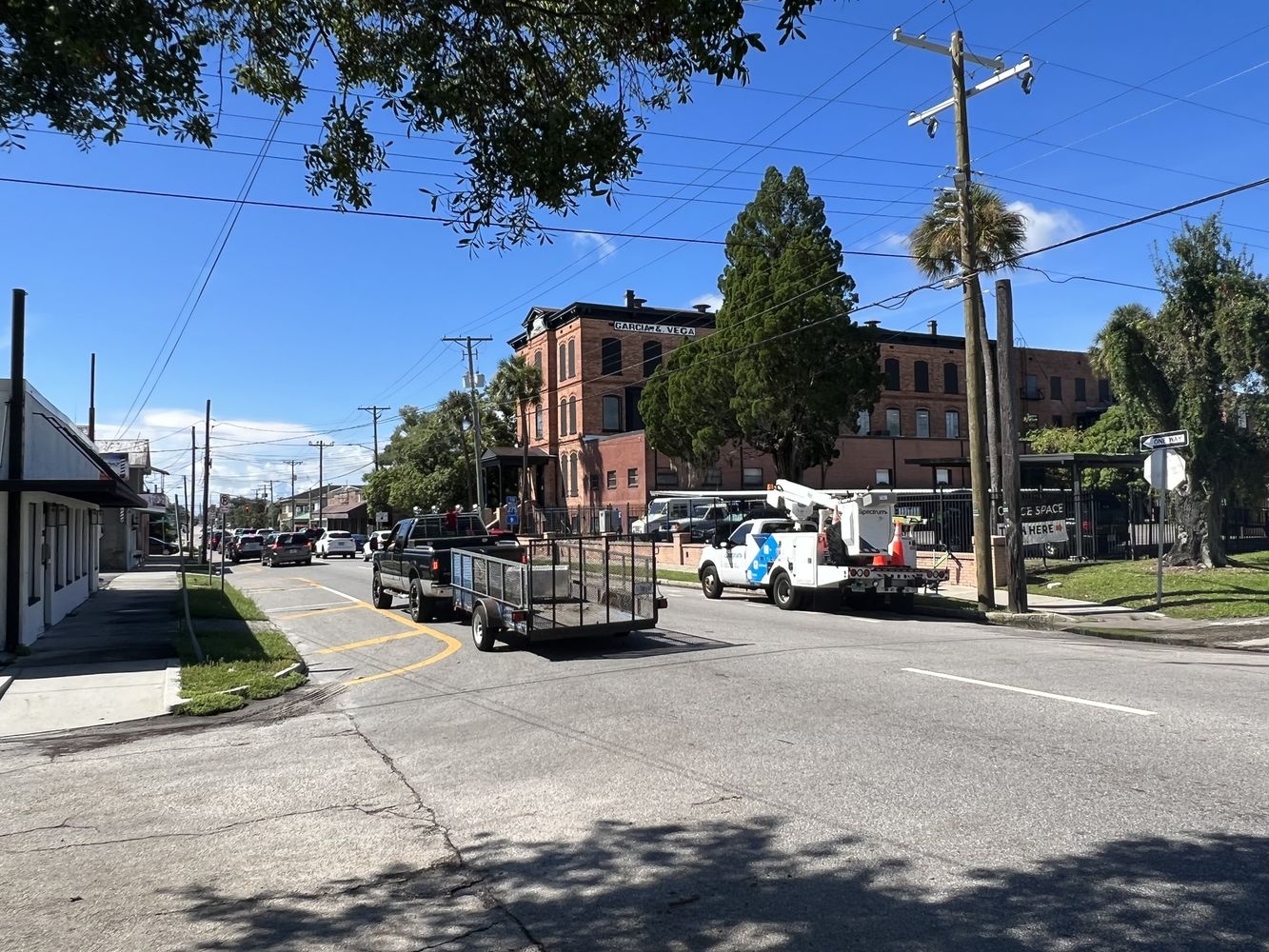 West Tampa Freestanding Building : 2323 W Aileen St, Tampa, FL 33607